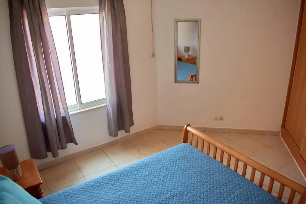 Apartamento T3 Encantador Com Piscina Wifi E Perto De Praia Santa Maria 0*,  Cap-Vert